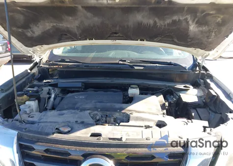 2017 Nissan Pathfinder Sv z USA, uszkodzony, nr VIN 5N1DR2MM6HC633799